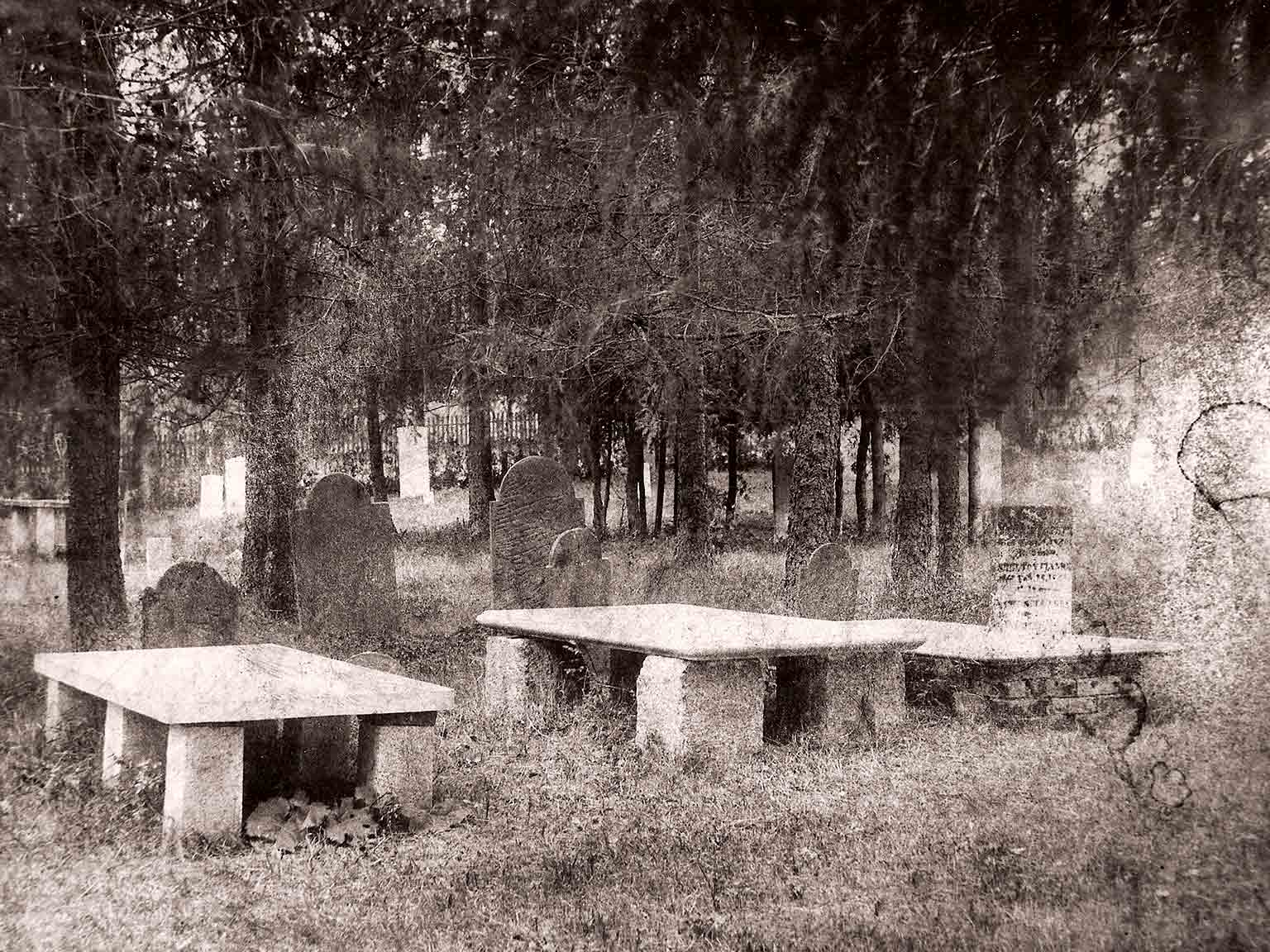 Grave of Andrews